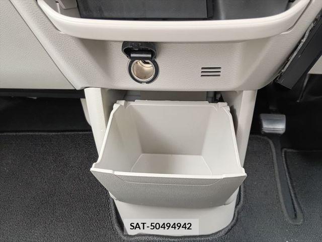 Nissan ROOX 2024-02 8368489-21