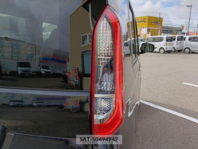 Nissan ROOX 2024-02 8368489-4