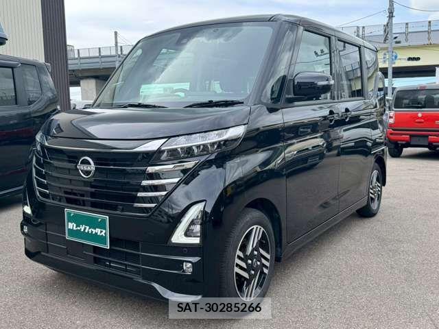 Nissan ROOX 2025-02 8368421-2