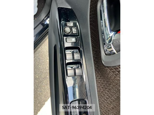 Nissan ROOX 2010-07 8368490-11