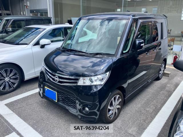 Nissan ROOX 2010-07 8368490-1