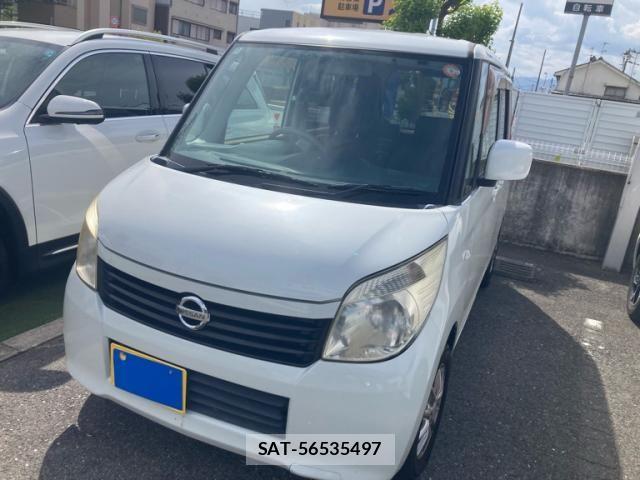 Nissan ROOX 2011-08 8368498-0