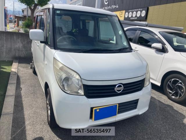 Nissan ROOX 2011-08 8368498-3