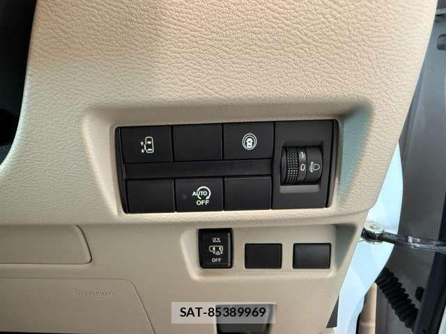 Nissan ROOX 2022-12 8372140-4