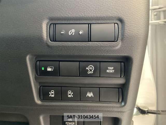 Nissan ROOX 2026-01 8372134-10