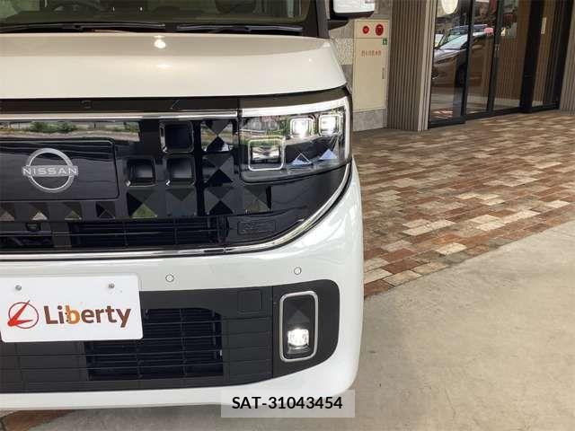 Nissan ROOX 2026-01 8372134-12