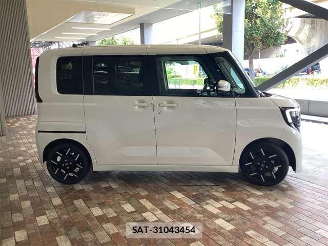 Nissan ROOX 2026-01 8372134-16