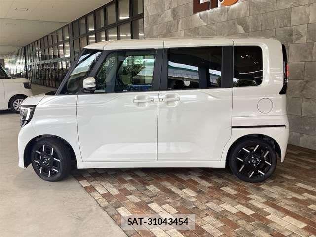 Nissan ROOX 2026-01 8372134-17