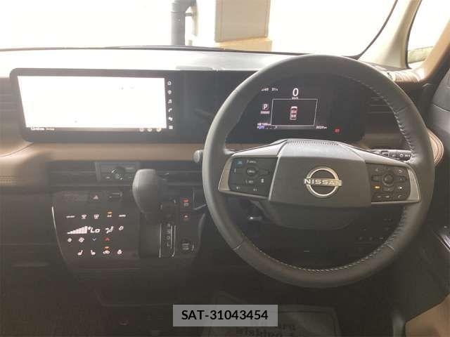 Nissan ROOX 2026-01 8372134-1