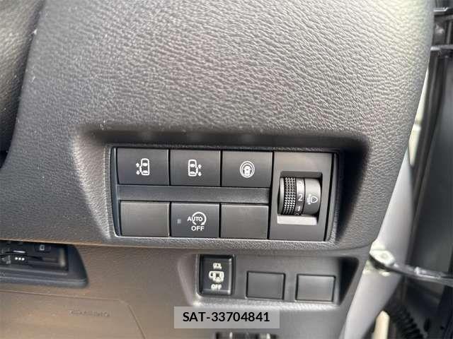 Nissan ROOX 2022-03 8372141-6