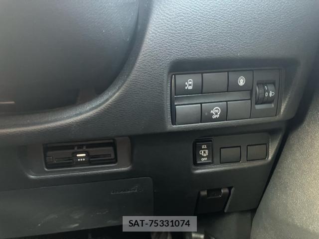Nissan ROOX 2022-02 8372143-15