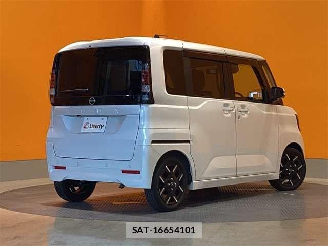 Nissan ROOX 2026-01 8372135-9