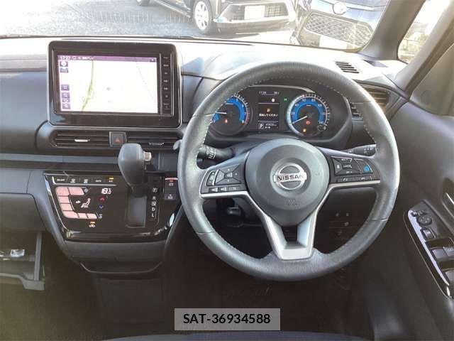 Nissan ROOX 2022-11 8372136-1