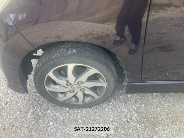 Nissan ROOX 2011-07 8372144-11