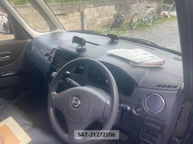 Nissan ROOX 2011-07 8372144-14