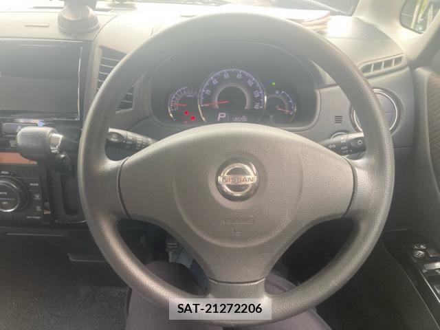 Nissan ROOX 2011-07 8372144-18