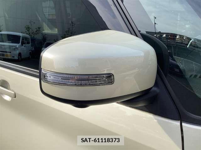 Nissan ROOX 2023-03 8372138-12