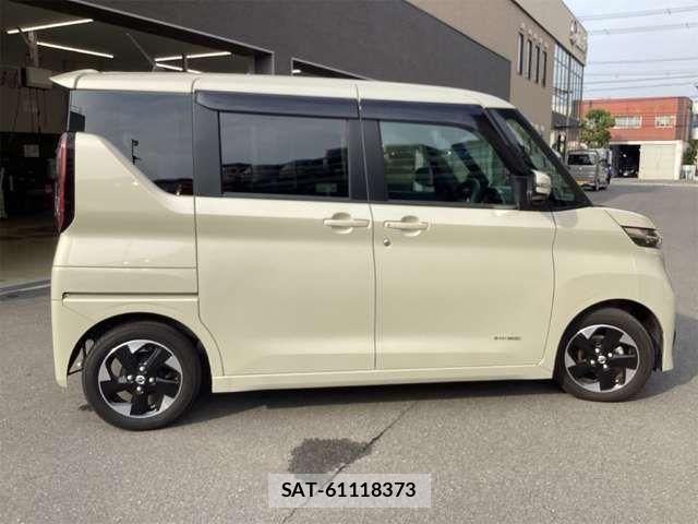 Nissan ROOX 2023-03 8372138-19