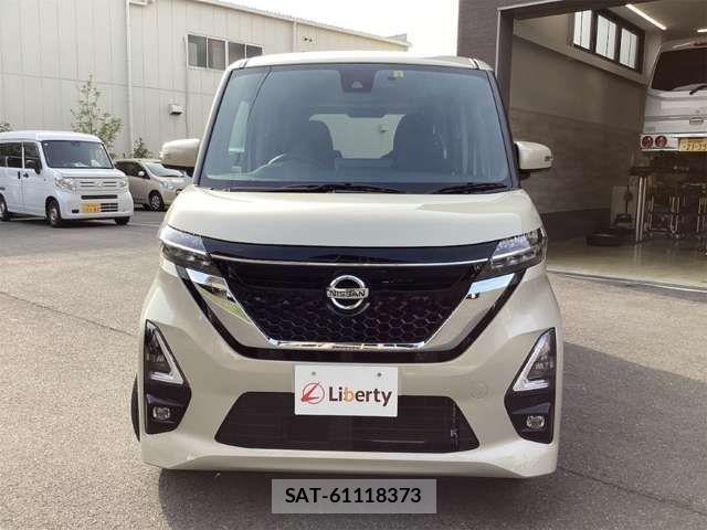 Nissan ROOX 2023-03 8372138-7