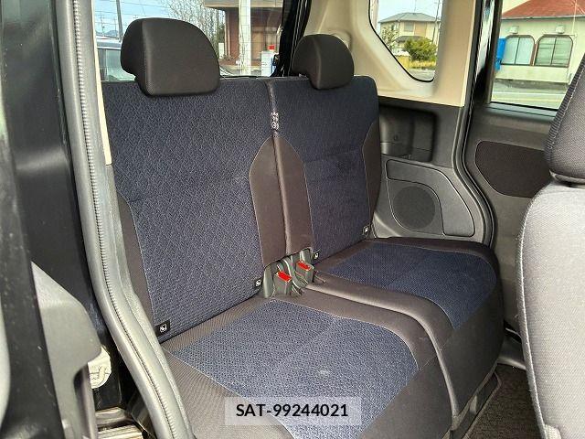 Nissan ROOX 2023-03 8372142-19