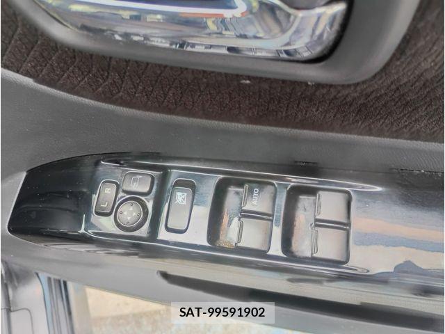Nissan ROOX 2010-12 8414752-11