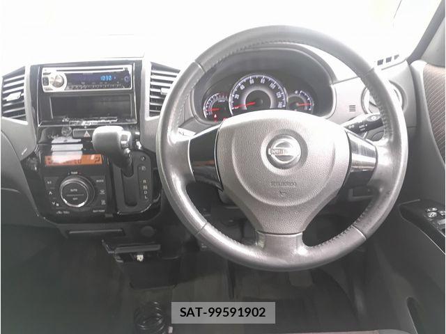 Nissan ROOX 2010-12 8414752-2
