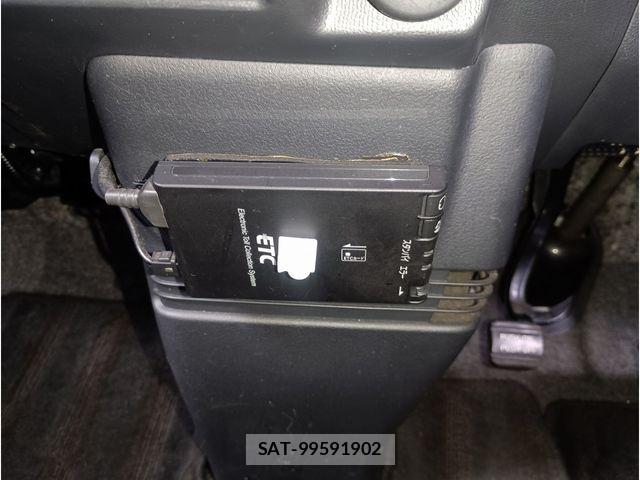 Nissan ROOX 2010-12 8414752-7