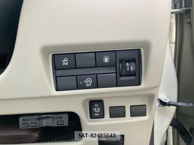Nissan ROOX 2020-12 8414751-18