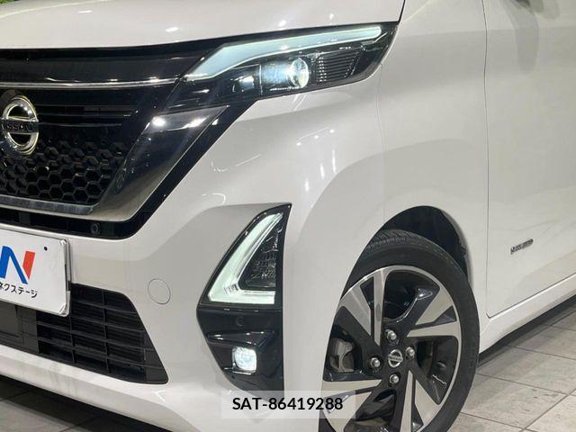 Nissan ROOX 2021-03 8438813-11