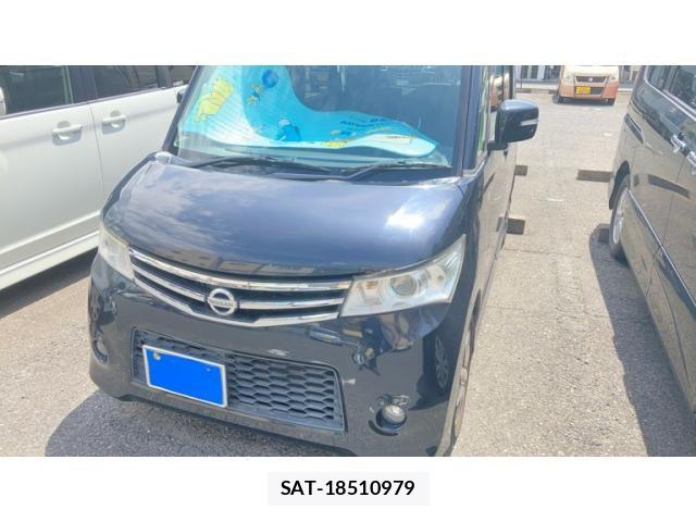 Nissan ROOX 2012-04 8458349-1