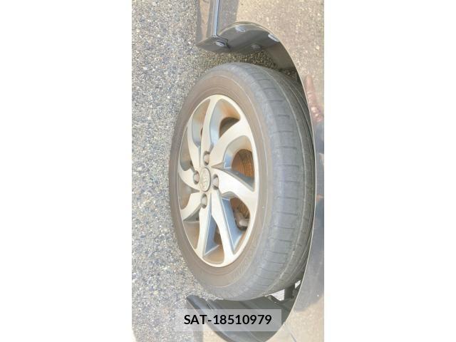 Nissan ROOX 2012-04 8458349-4
