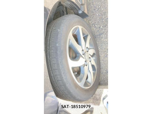 Nissan ROOX 2012-04 8458349-6