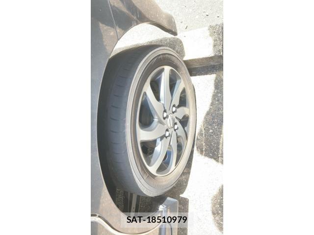 Nissan ROOX 2012-04 8458349-7