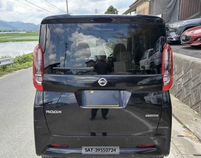 Nissan ROOX 2021-01 8488451-4