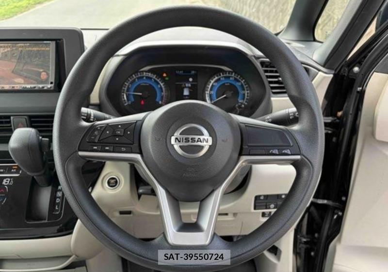 Nissan ROOX 2021-01 8488451-7