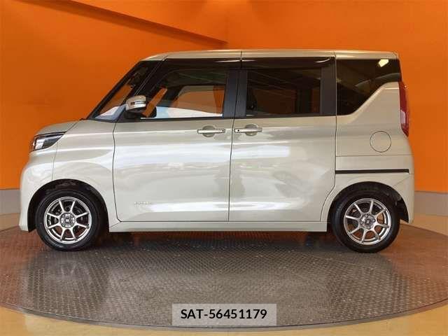 Nissan ROOX 2023-01 8486040-11