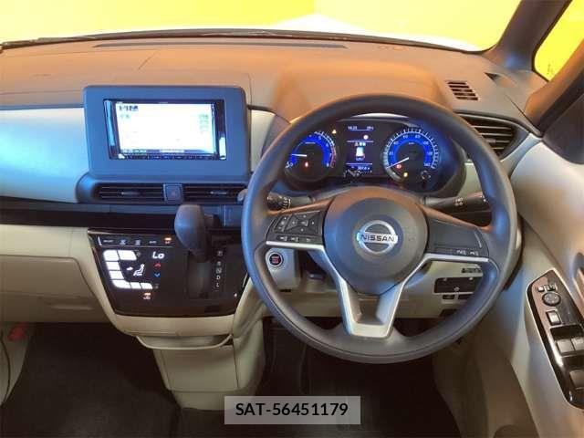 Nissan ROOX 2023-01 8486040-1