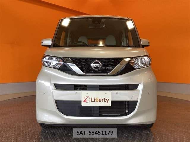 Nissan ROOX 2023-01 8486040-5