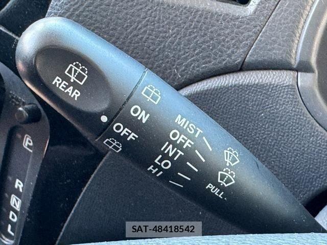 Nissan ROOX 2012-04 8486042-16