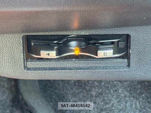 Nissan ROOX 2012-04 8486042-24