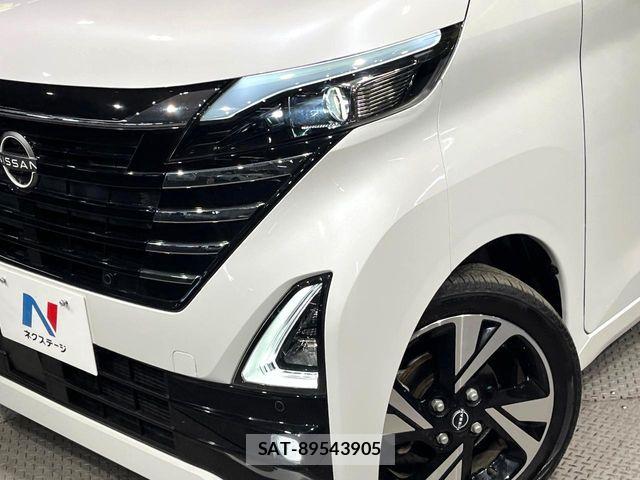 Nissan ROOX 2023-11 8527115-12