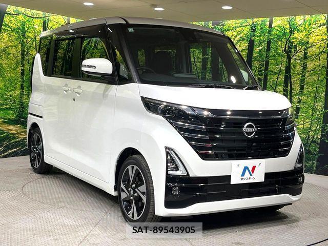 Nissan ROOX 2023-11 8527115-16