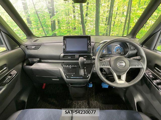 Nissan ROOX 2021-09 8527125-1