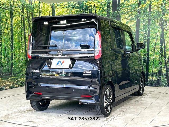 Nissan ROOX 2022-10 8527130-16