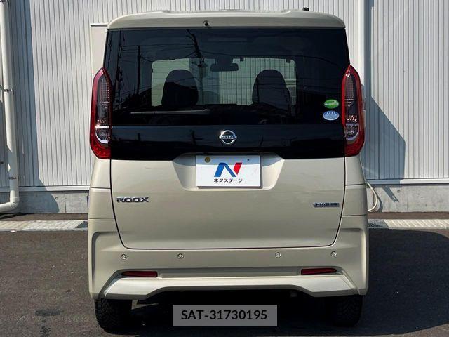Nissan ROOX 2020-09 8527160-14