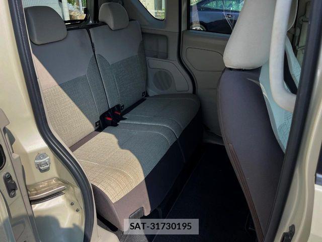 Nissan ROOX 2020-09 8527160-8