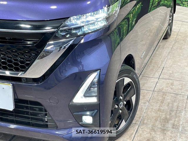 Nissan ROOX 2022-08 8527142-11