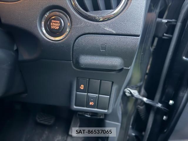 Nissan ROOX 2012-07 8527166-12