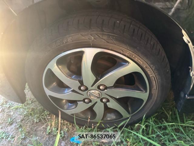 Nissan ROOX 2012-07 8527166-7
