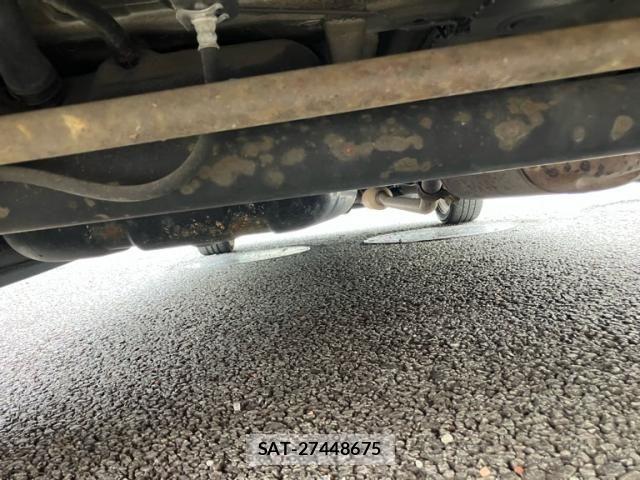 Nissan ROOX 2010-01 8527165-3